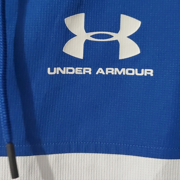 Under Armour men's Windbreaker Jacket. NWT - Picture 3 of 11